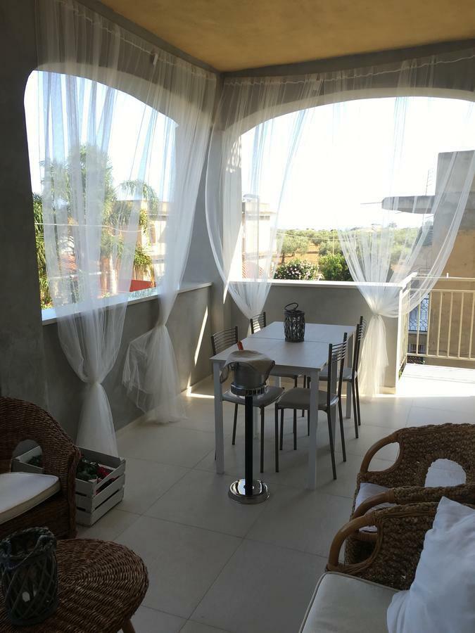 B&B La Via Di Casa ซานเลโอเน ภายนอก รูปภาพ