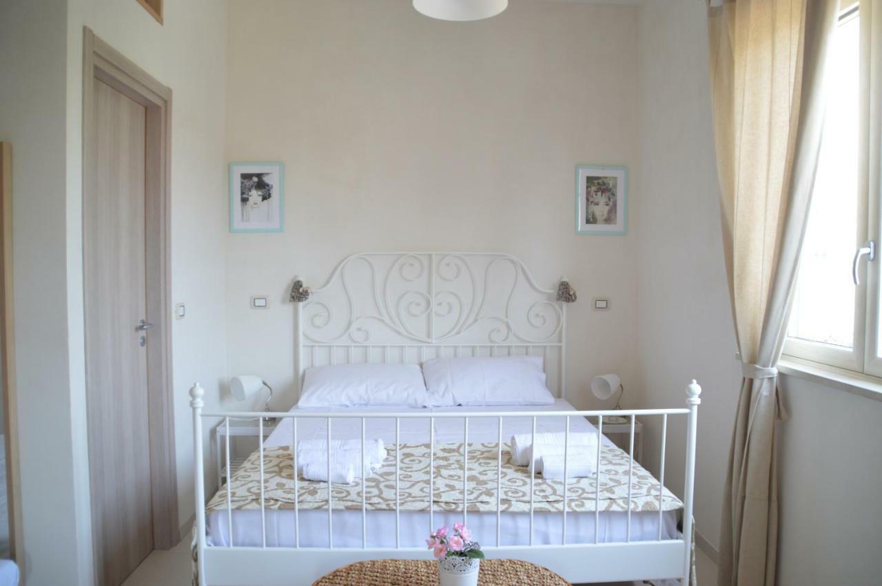 B&B La Via Di Casa ซานเลโอเน ภายนอก รูปภาพ
