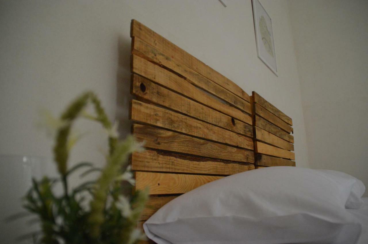 B&B La Via Di Casa ซานเลโอเน ภายนอก รูปภาพ