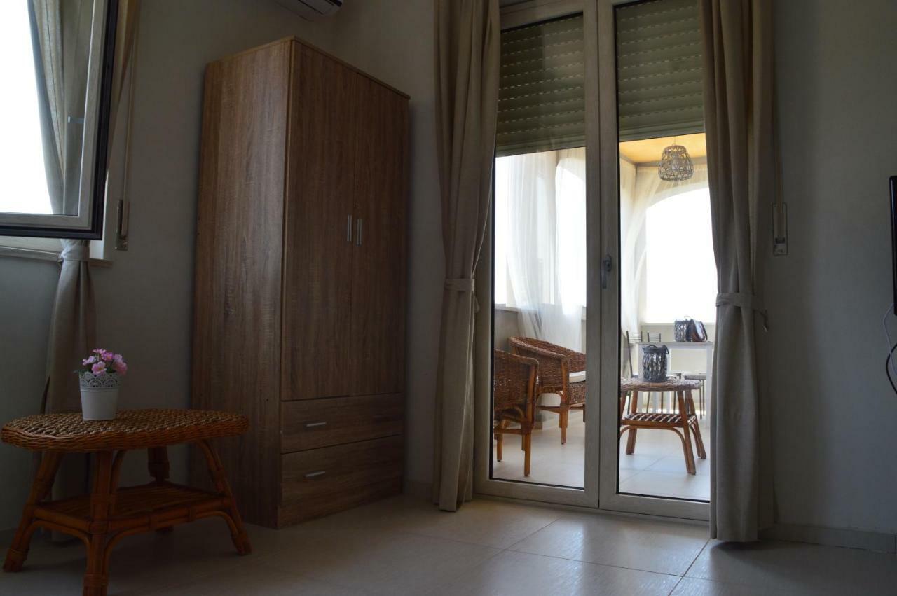 B&B La Via Di Casa ซานเลโอเน ภายนอก รูปภาพ