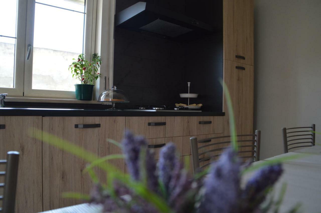 B&B La Via Di Casa ซานเลโอเน ภายนอก รูปภาพ