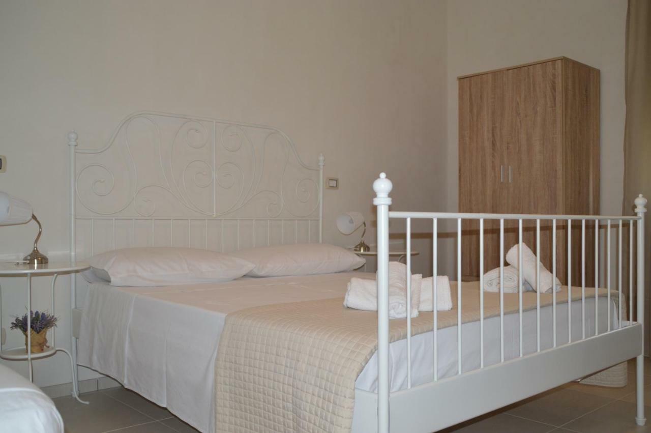 B&B La Via Di Casa ซานเลโอเน ภายนอก รูปภาพ