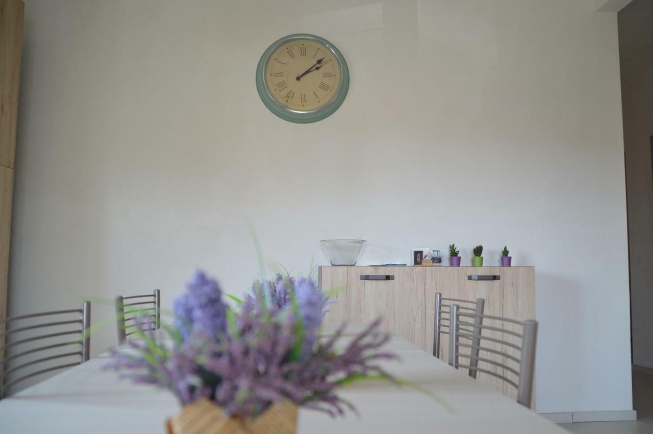B&B La Via Di Casa ซานเลโอเน ภายนอก รูปภาพ