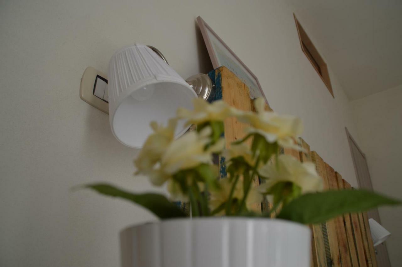B&B La Via Di Casa ซานเลโอเน ภายนอก รูปภาพ